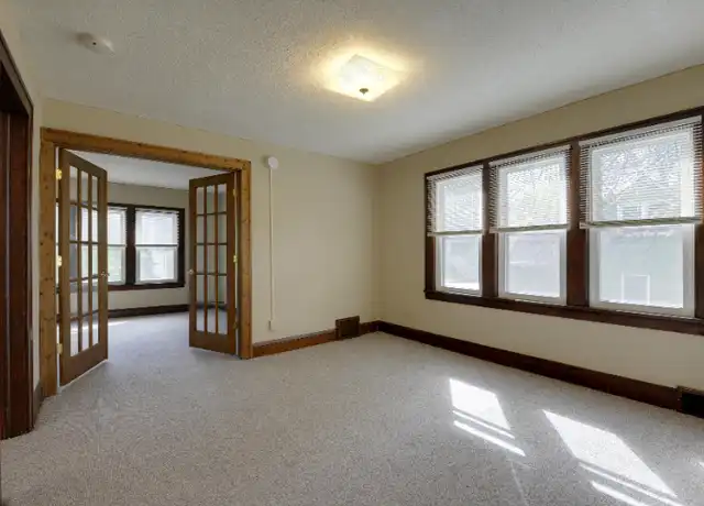 Property at 707 Orange Ave E Unit 2, St Paul, MN, 55106, 2 beds, 1 bath, [object Object]