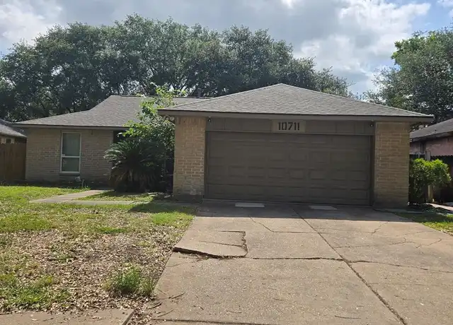 Property at 10711 Forest Leaf Dr, Sugar Land, TX, 77498, 3 beds, 2 baths, [object Object]