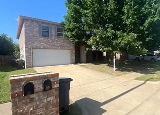 Property at 4256 Meadowknoll Dr, Fort Worth, TX, 76123, 3 beds, 2.5 baths, [object Object]