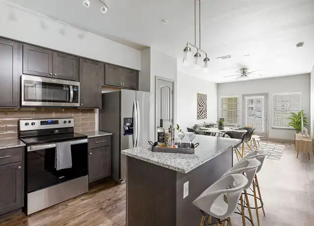 Property at Shannon Creek Apartments - 1650 Candler Dr, Burleson, TX, 76028, 2 beds, 2 baths, [object Object]
