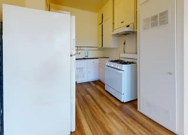 Property at 335 Soledad St Unit 7, Salinas, CA, 93901, 1 bed, 1 bath, [object Object]