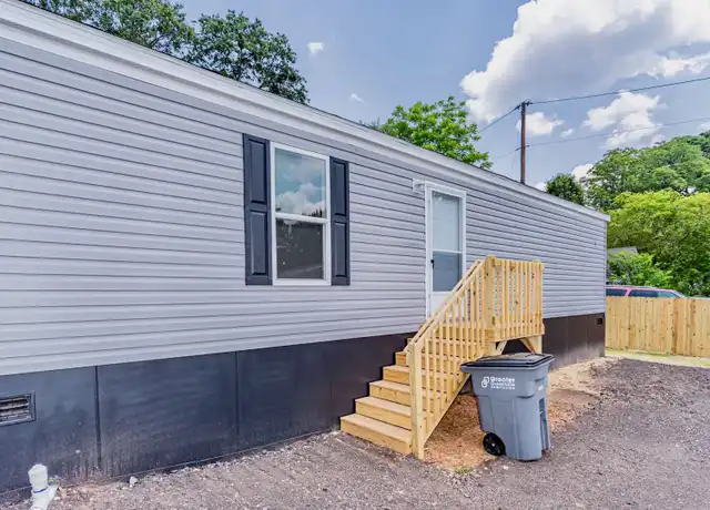 Property at 923 W Lee Rd Unit 9, Taylors, SC, 29687, 3 beds, 2 baths, [object Object]