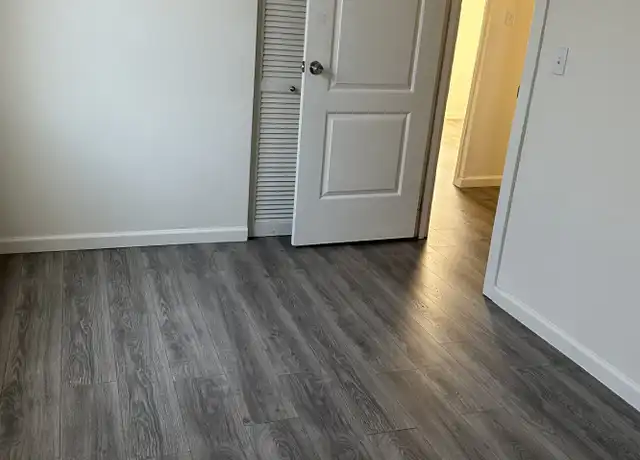 Property at 3512 Magnolia St, Emeryville, CA, 94608, 4 beds, 1 bath, [object Object]