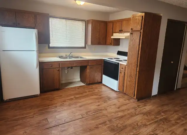 Property at 1532 Roosevelt Dr Unit 20, Northfield, MN, 55057, 1 bed, 1 bath, [object Object]