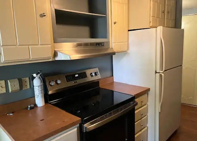 Property at 805 29th St #202, Boulder, CO, 80303, 2 beds, 1 bath, [object Object]