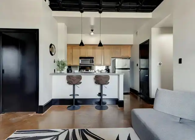 Property at 5017 Cornish St Unit 301, Houston, TX, 77007, 2 beds, 1 bath, [object Object]