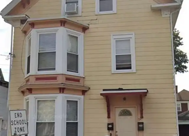 Property at 94 Rockaway St Unit 1, Lynn, MA, 01902, 3 beds, 1 bath, [object Object]