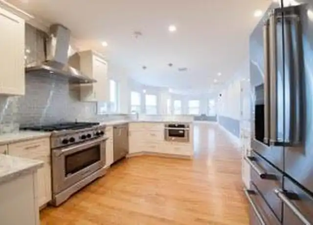 Property at 263 Boylston St, Watertown, MA, 02472, 3 beds, 2 baths, [object Object]