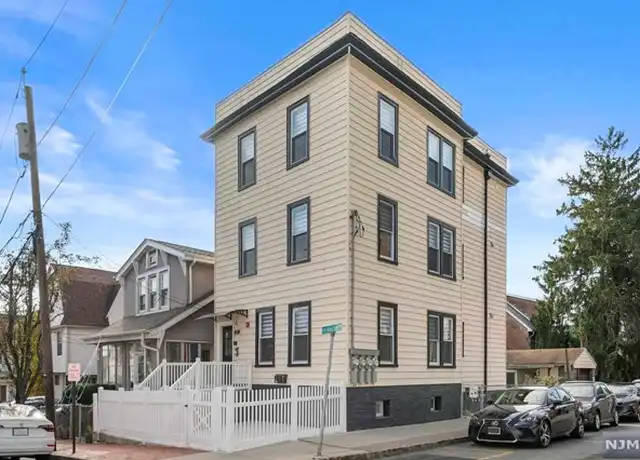 Property at 32 Valley Pl Unit 3F, Edgewater, NJ, 07020, 2 beds, 1 bath, [object Object]