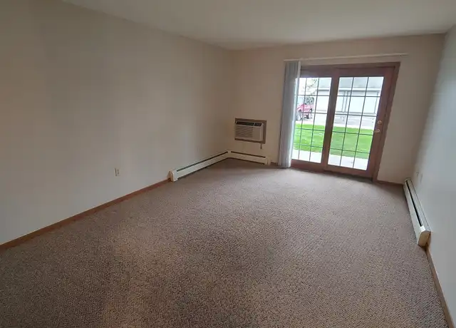 Property at 225 Seippel Blvd Unit 1, Beaver Dam, WI, 53916, 2 beds, 1 bath, [object Object]