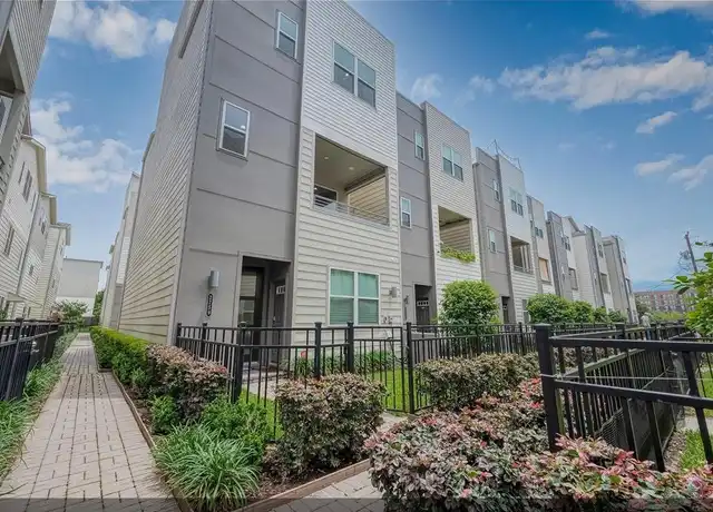 Property at 2759 Clinton Dr, Houston, TX, 77020, 3 beds, 3.5 baths, [object Object]