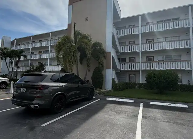 Property at 4085 Cornwall E, Boca Raton, FL, 33434, 2 beds, 1.5 baths, [object Object]