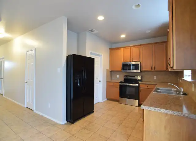 Property at 820 Sugar Brook Dr, Temple, TX, 76502, 4 beds, 2.5 baths, [object Object]
