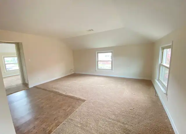 Property at 250 N 7th St Unit Rear, Martins Ferry, OH, 43935, 2 beds, 1 bath, [object Object]