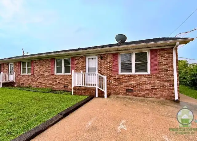 Property at 900 E Georgia Rd, Simpsonville, SC, 29681, 2 beds, 1 bath, [object Object]