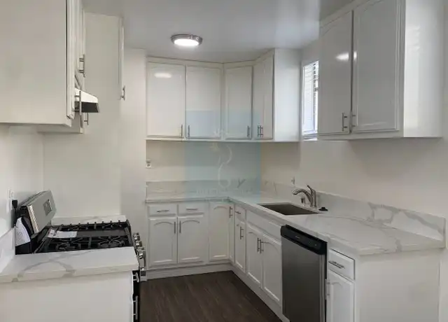 Property at 209 E Oak Ave Unit 6, El Segundo, CA, 90245, 3 beds, 2 baths, [object Object]