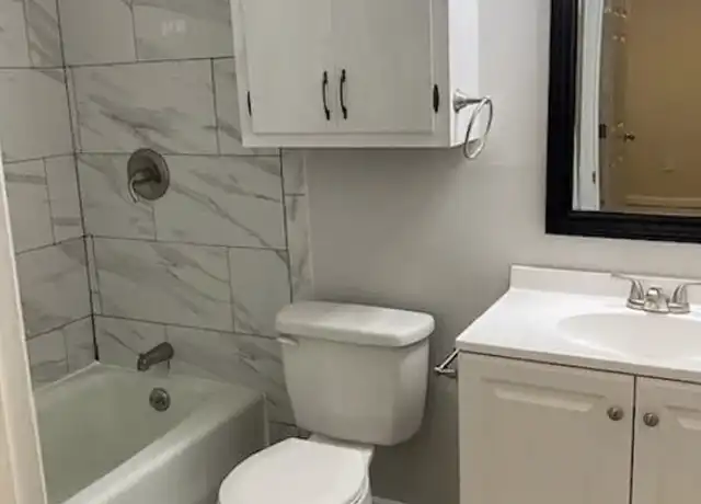 Property at 401 Castle Heights Rd, Bowling Green, KY, 42103, 1 bed, 1 bath, [object Object]