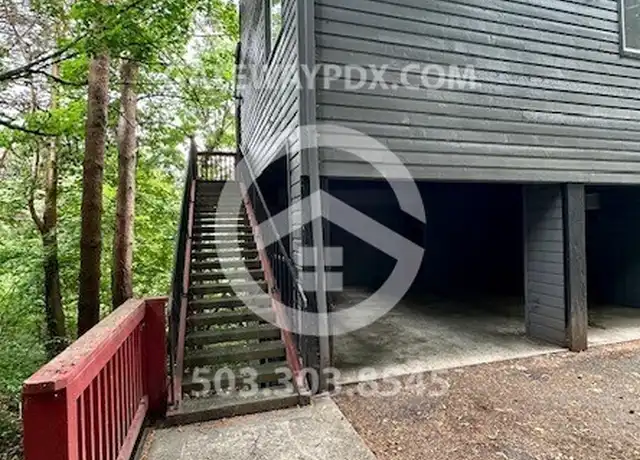 Property at 290 Cervantes Cir, Lake Oswego, OR, 97035, 2 beds, 1.5 baths, [object Object]