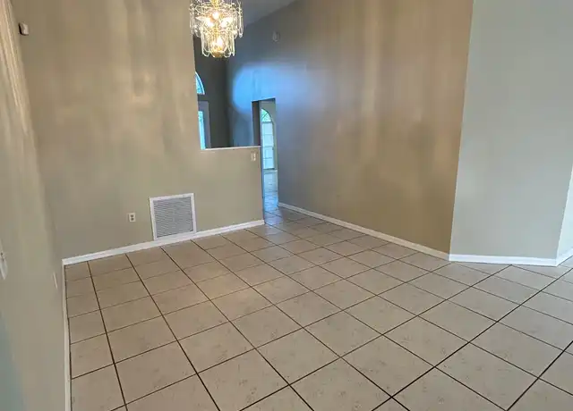 Property at 615 25th Dr E, Ellenton, FL, 34222, 3 beds, 2 baths, [object Object]