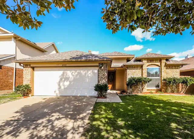Property at 8705 Elbe Trl, Fort Worth, TX, 76118, 3 beds, 2 baths, [object Object]