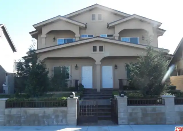 Property at 2020 Hillcrest Dr Unit 2, Los Angeles, CA, 90016, 4 beds, 4 baths, [object Object]