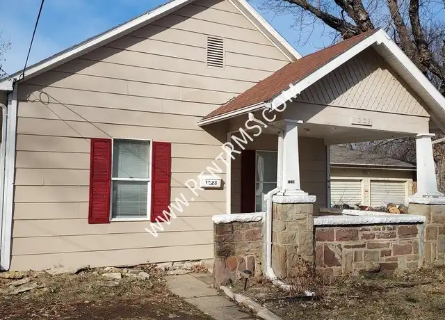 Property at 1223 NE Michigan Ave, Topeka, KS, 66616, 2 beds, 1 bath, [object Object]