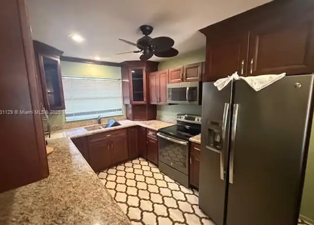 Property at 9106 Limetree Ln #174, Pembroke Pines, FL, 33024, 3 beds, 2.5 baths, [object Object]