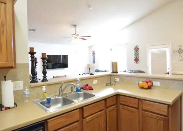 Property at 719 Devin Dr, Temple, TX, 76502, 4 beds, 2 baths, [object Object]