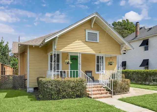 Property at 345 W 22nd St, Houston, TX, 77008, 4 beds, 2 baths, [object Object]