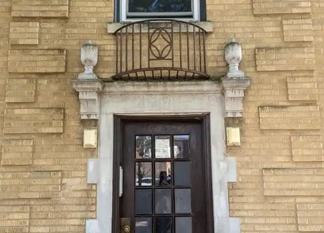 Property at 1705 W North Shore Ave, Chicago, IL, 60626, 1 bed, 1 bath, [object Object]