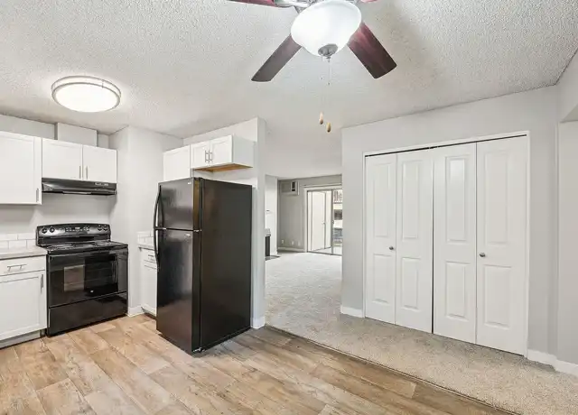 Property at Wimbledon Square And Gardens - 2837 SE Colt Dr, Portland, OR, 97202, 0-2 beds, 1-1.5 bath, [object Object]