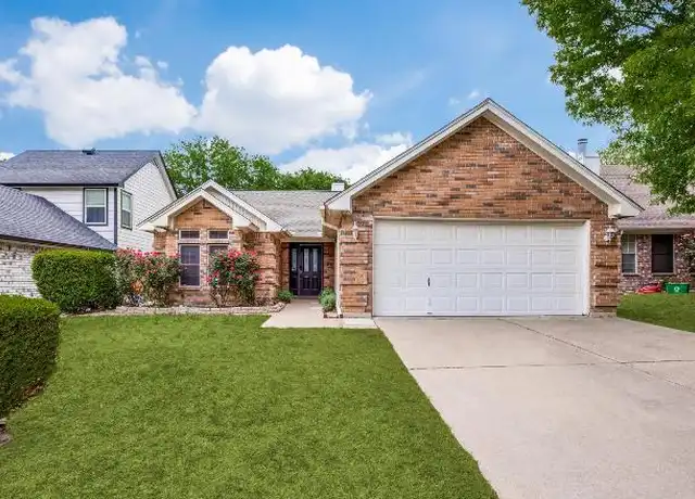 Property at 5816 Stone Meadow Ln, Fort Worth, TX, 76179, 3 beds, 2 baths, [object Object]