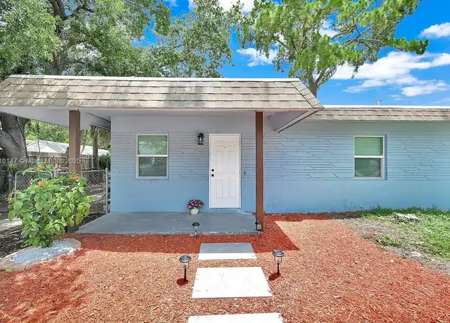 Property at 4109 SW 23rd St Unit 1, Fort Lauderdale, FL, 33317, 2 beds, 1 bath, [object Object]