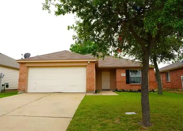 Property at 2024 Wildwood Dr, Forney, TX, 75126, 3 beds, 2 baths, [object Object]