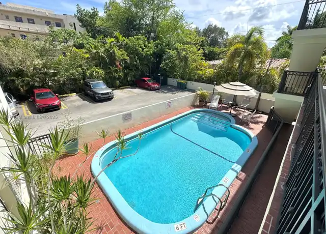 Property at 1600 S Le Jeune Rd Unit 7, Miami, FL, 33134, 2 beds, 1 bath, [object Object]