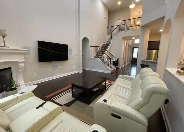 Property at 9713 Ivalenes Hope Dr, Austin, TX, 78717, 5 beds, 3.5 baths, [object Object]