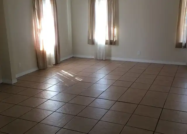 Property at 3910 W Charmaine Cir, Mobile, AL, 36605, 3 beds, 1 bath, [object Object]