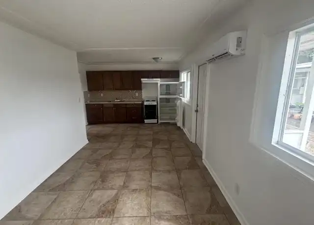 Property at 1352 Alpha St Unit 33401, West Palm Beach, FL, 33401, 1 bed, 1 bath, [object Object]