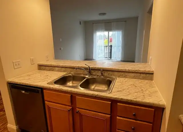 Property at 180 Perimeter Dr Unit 209, Colchester, VT, 05446, 2 beds, 2 baths, [object Object]