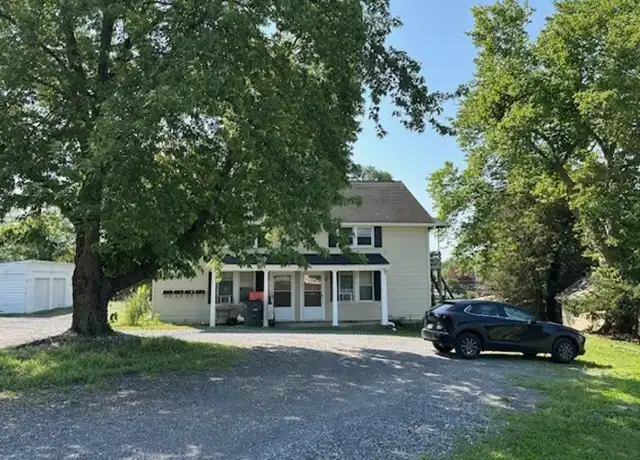 Property at 4103 Gettysburg Rd Unit 4, Camp Hill, PA, 17011, 1 bed, 1 bath, [object Object]