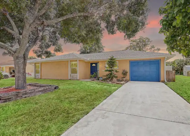 Property at 1612 SE Cascella Ct, Port Saint Lucie, FL, 34952, 3 beds, 2 baths, [object Object]