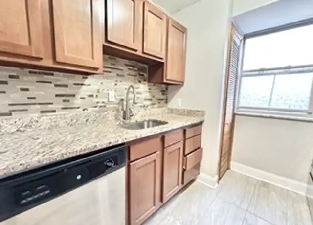 Property at 442 McKnight Cir, Pittsburgh, PA, 15237, 1 bed, 1 bath, [object Object]