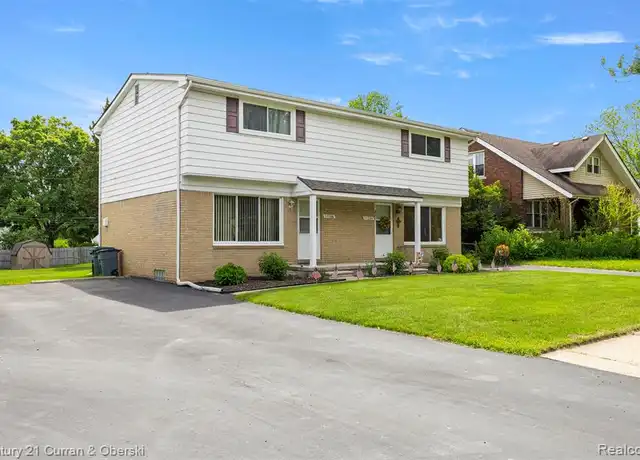 Property at 11706 Riverside Dr, Plymouth, MI, 48170, 2 beds, 2.5 baths, [object Object]