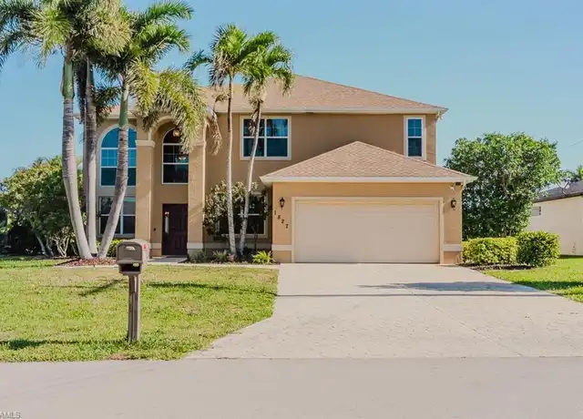 Property at 1827 SE 12th St, Cape Coral, FL, 33990, 5 beds, 3 baths, [object Object]