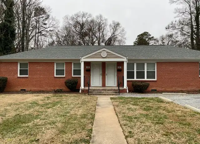 Property at 125 N Edgemont Ave, Gastonia, NC, 28054, 2 beds, 1 bath, [object Object]