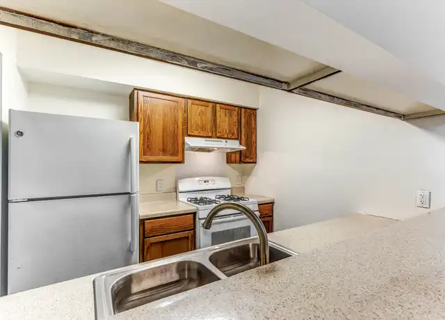 Property at Westbrook Apartment Homes - 3334 Dixon Ln, Kokomo, IN, 46902, 1-2 bed, 1-1.5 bath, [object Object]