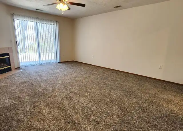 Property at 5223 Spring St Unit 203, Omaha, NE, 68106, 1 bed, 1 bath, [object Object]