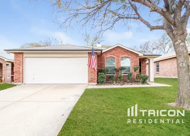 Property at 5221 Bedfordshire Dr, Fort Worth, TX, 76135, 3 beds, 2 baths, [object Object]