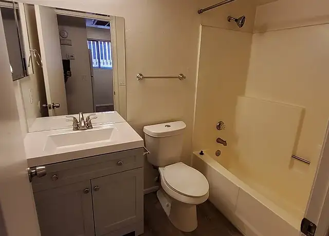 Photo of 610 S Granite St, Prescott, AZ 86303