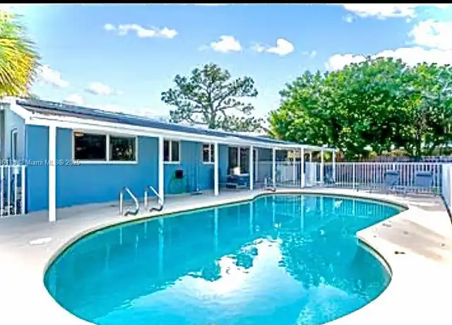 Property at 2233 SE 13th St Unit 2233, Pompano Beach, FL, 33062, 3 beds, 2 baths, [object Object]